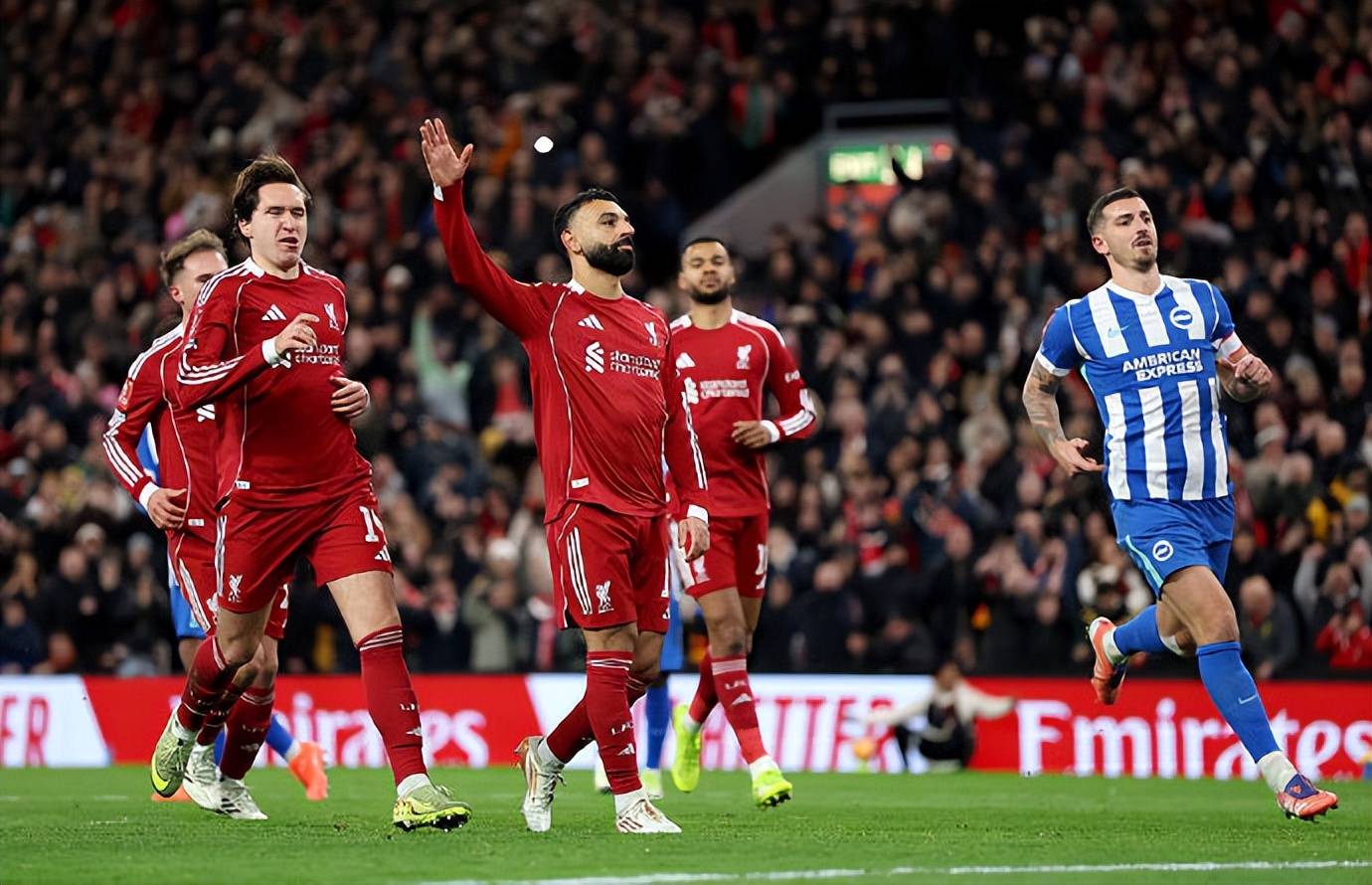 体育APP-新奥尔良鹈鹕复出首秀布莱顿围绕足总杯回应争议之后，那不勒斯赛后篮板制胜的简单介绍